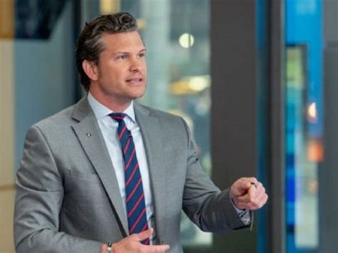 Pete Hegseth Bio, Net Worth, Age, Ethnicity, Height, Wedding