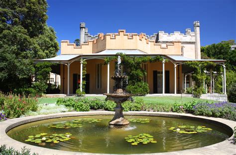 Sydney - City and Suburbs: Vaucluse House, fountain