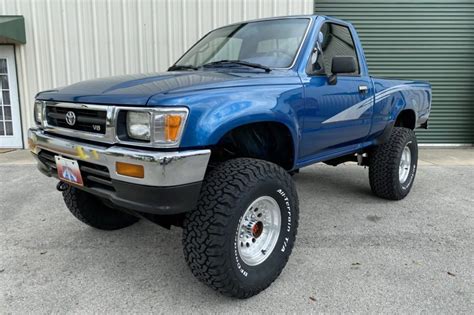 Toyota Pickup / Hilux - 1st Gen Market - CLASSIC.COM