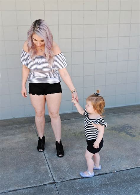 Affordable Mommy and Me Twinning Outfit Ideas: Matching outfits for mom ...