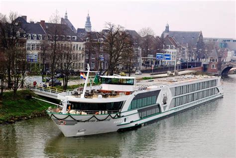 The Best Danube River Cruises - Beach Travel Destinations