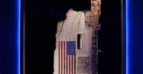 NASA shuttle memorial honors crews of Challenger, Columbia - CBS News