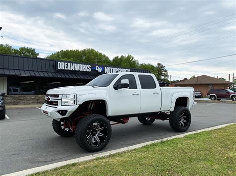 Chevy Silverado 2500 Diesel Duramax — Dreamworks Motorsports