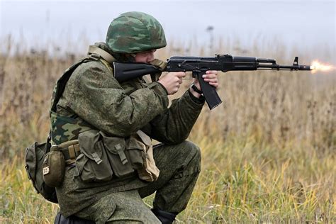 Why Russian Army switched to the AK74 Primary Rifle | The Military Channel