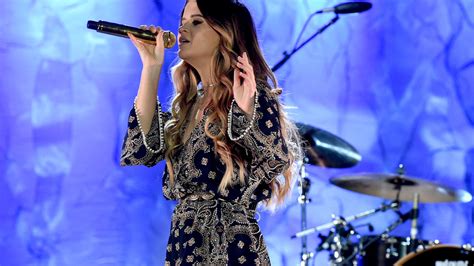 Hear Two Rare Maren Morris Songs – Rolling Stone