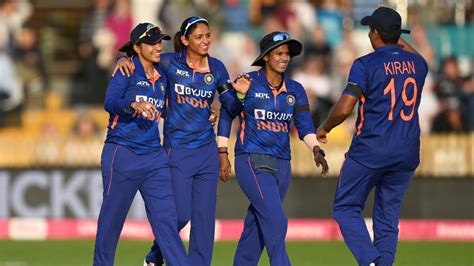 INDW vs AUSW: India look to land perfect punch against Australia as Harmanpreet's team chase ...