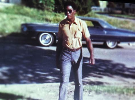 Barry Sanders’ dad William (1970)? : r/OldSchoolCool