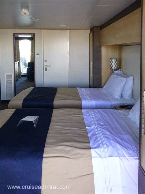 Anthem of the Seas and Quantum of the Seas Cabins Review: Square Cabins ...