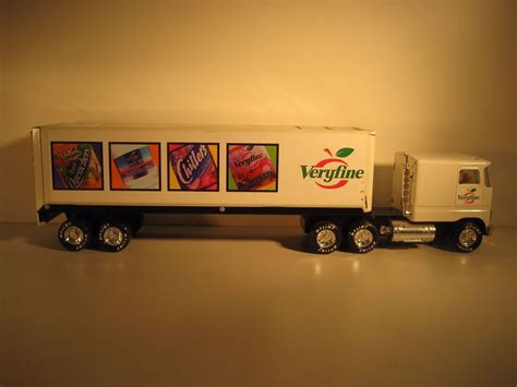 VINTAGE NYLINT VERYFINE TOY SEMI TRUCK | eBay | Trucks, Semi trucks, Toy trucks