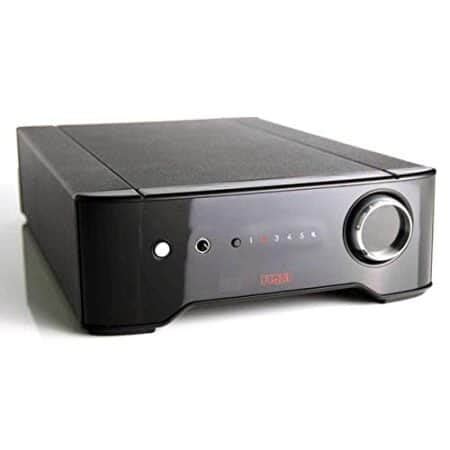 5 Best Integrated Amplifiers Under $1000 – Reviews & Guide (2023)