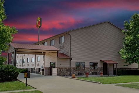 SUPER 8 BY WYNDHAM NORMAL BLOOMINGTON $42 ($̶6̶7̶) - Prices & Motel Reviews - IL - Tripadvisor