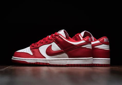 The Nike Dunk Low SP University Red Releases On July 1st In US | Zapatillas