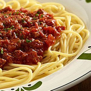 The Actual Olive Garden Bolognese Sauce Recipe (Spaghetti Sauce) Recipe ...