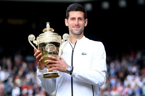 Why is there a pineapple on the top of the Wimbledon trophy? | The US Sun