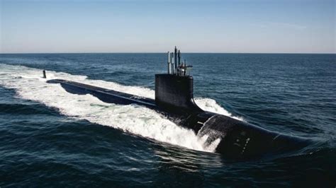 This will be the new American submarine Arizona, whose secret "weapons ...