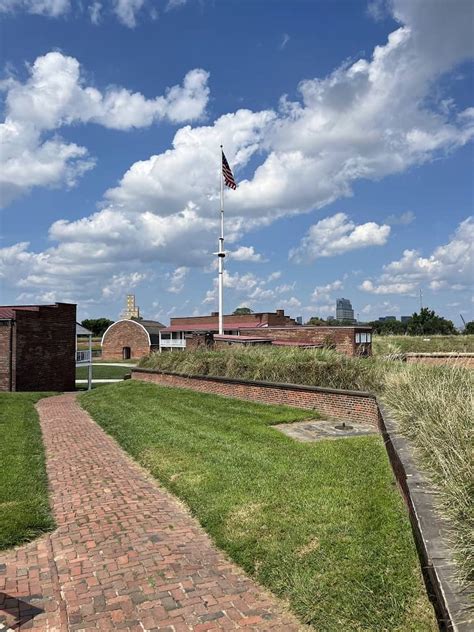 O Say Can You See: Fort McHenry National Monument - TREKERS