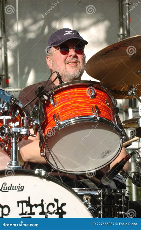 Cheap Trick Bun E. Carlos Drums during the Concert Editorial ...