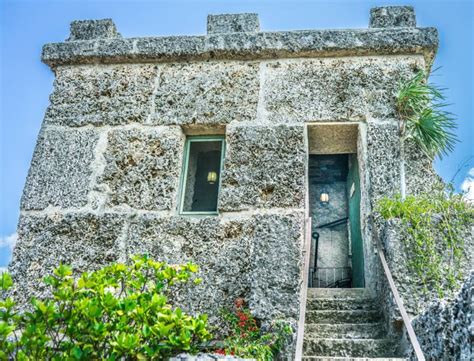 Coral Castle: "Florida's Stonehenge" is One Big Unsolved Mystery