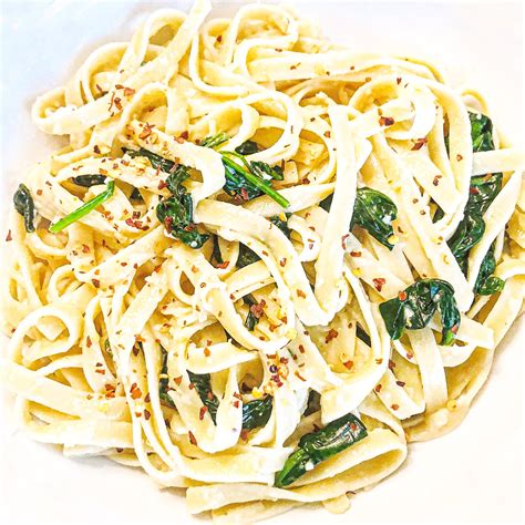 Vegan Spinach Parmesan Fettuccine - This Wife Cooks