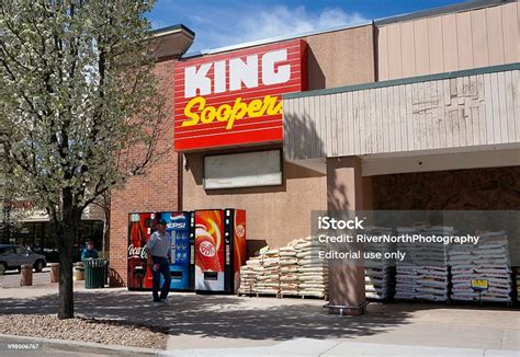 King Soopers Stock Photo - Download Image Now - Color Image, Colorado, Day - iStock