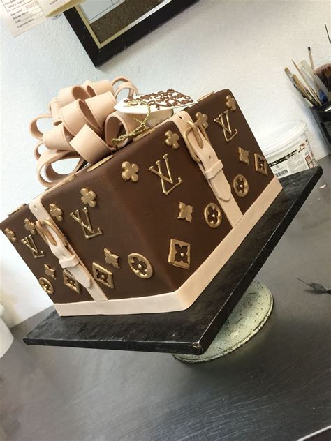 Louis Vuitton Cake - birthday card message