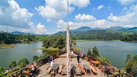 √ Glamping Lakeside Rancabali: Aktivitas, Harga Tiket Masuk 2024