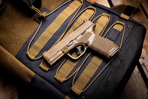 New: Springfield Hellcat Pro in Desert FDE - The Armory Life