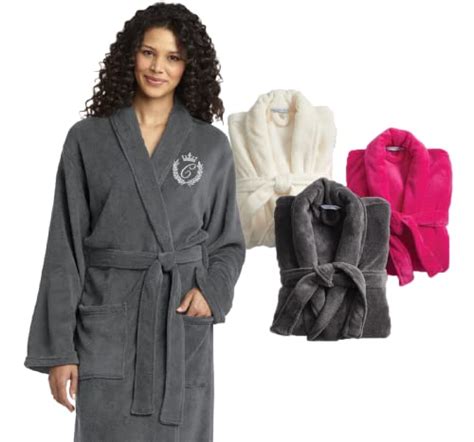 Top 10 Luxury Monogrammed Bathrobes of 2022 - Best Reviews Guide