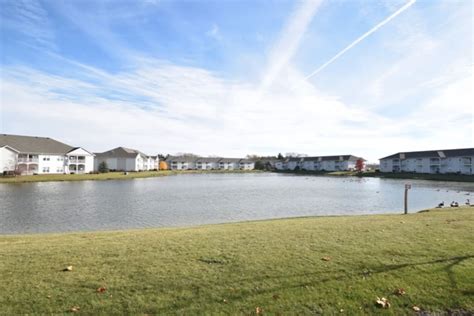 Photos of Lake Pointe Apartment Homes | Apartments in Portage, IN