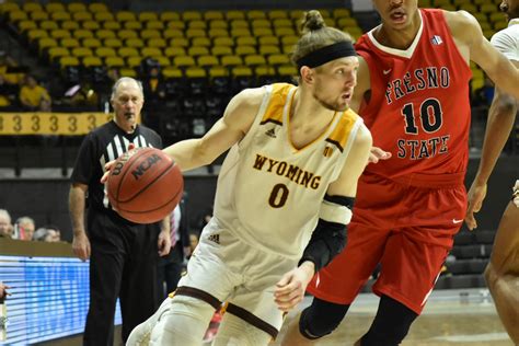 Wyoming Basketball Stumbles Against Fresno State