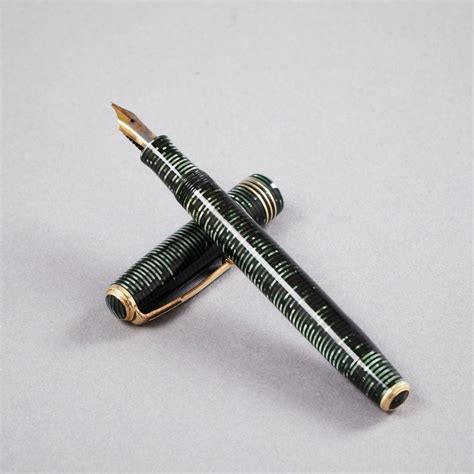 Vintage PARKER VACUMATIC Fountain Pen - EMERALD GREEN (14K gold nib) # ...