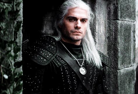 Henry Cavill as Geralt of Rivia in The Witcher: Season 1 (2019) - The Witcher (Netflix) Fan Art ...