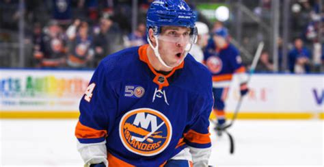 Ex-Canucks captain Bo Horvat headed to playoffs with Islanders | Offside