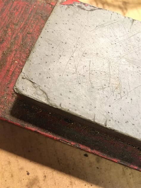 Can anyone ID this sharpening stone? See description thanks : r/sharpening