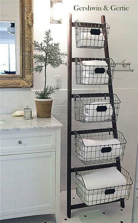 DIY Storage Ladder - Clean and Scentsible