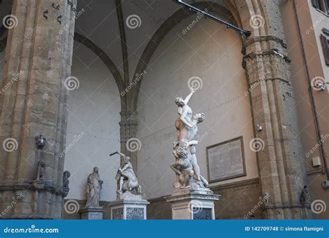 Statues in Loggia Dei Lanzi Editorial Stock Photo - Image of history ...