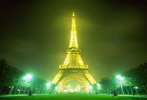 Paris: Paris Eiffel Tower at Night