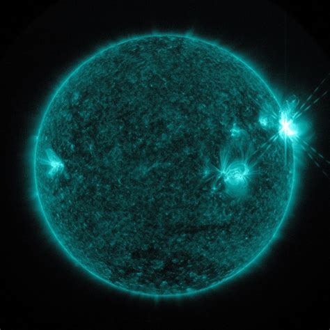 Sun Emitted Trio of Solar Flares | Earth Blog