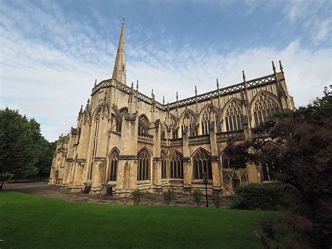 10 Amazing Gothic Style Churches - WorldAtlas