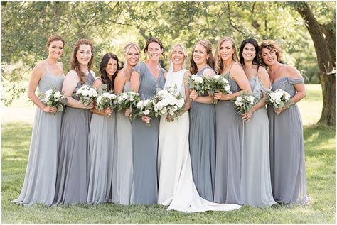 Outdoor Wedding with Greenery in Rochester, Indiana | Victoria Rayburn Photography