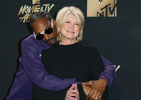 Martha Stewart Unveils Giant Tattoo of Snoop Dogg's Face - Parade