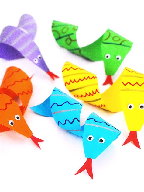 Easy Paper Twirl Snake Craft - Our Kid Things