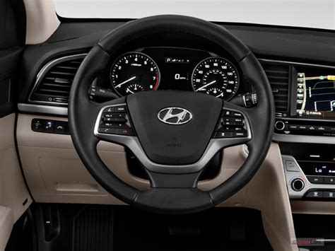 2018 Hyundai Elantra Pictures: | U.S. News