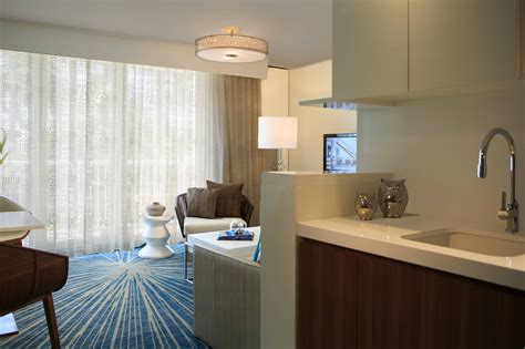 Aruba Hotel Rooms | Renaissance Aruba Resort & Casino