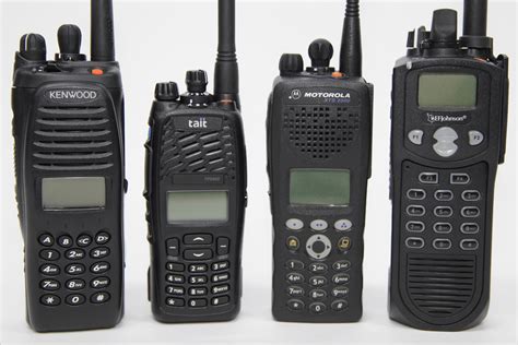 Radios Selection Guide: Types, Features, Applications | GlobalSpec