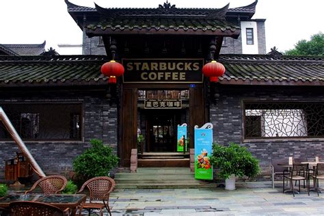 17 Starbucks Locations That Are so Beautiful You'll Forgive How Bad the Coffee Is