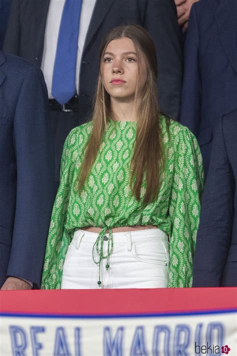 La Infanta Sofía en la final de la Copa del Rey 2023 - El Rey Felipe VI ...