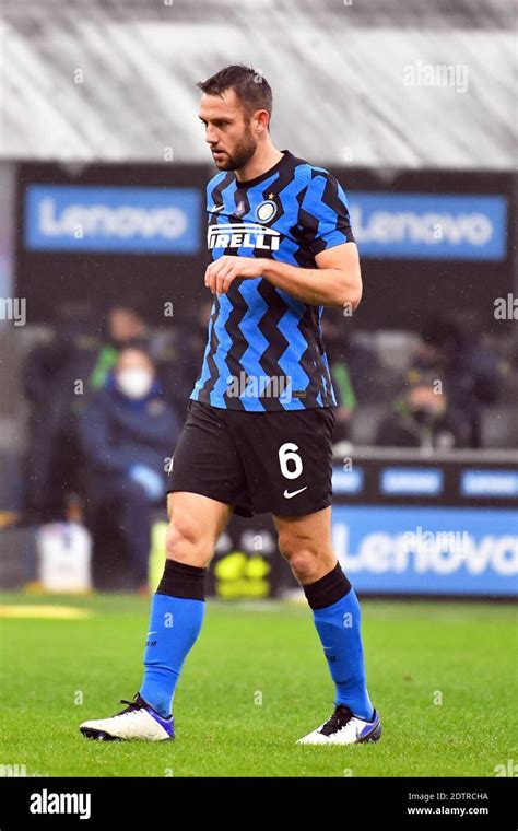 Milano, Italy. 20th, December 2020. Stefan de Vrij (6) of Inter Milan seen in the Serie A match ...