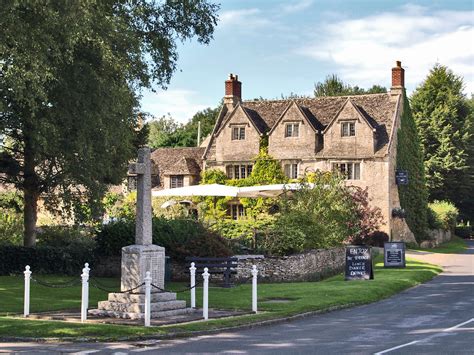 The War Memorial and The Plough, Clanfield, Oxfordshire | Flickr