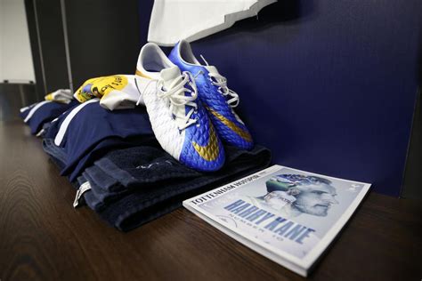 Harry Kane boots: Tottenham star to wear special boots vs Arsenal after ...